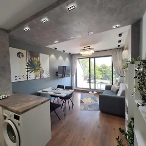 Cloud 6 -top Center,360° View,free Private Parking Filibe