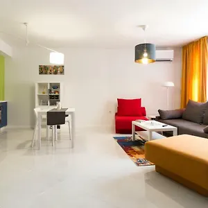 Апартаменты Pop Your Colors - Funky And Modern 1bdr By Flat Mаnager, Пловдив